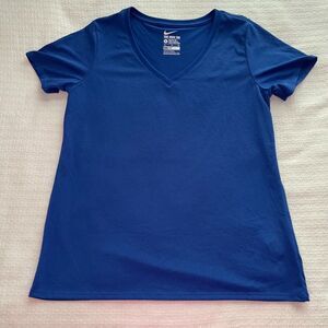 XL Nike Blue Athletic Cut V-Neck DriFit T-Shirt